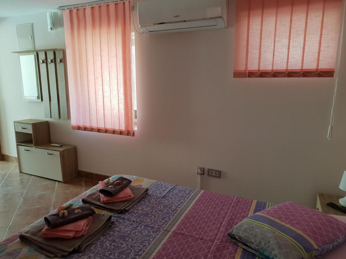 Room Erika Црес Екстер'єр фото